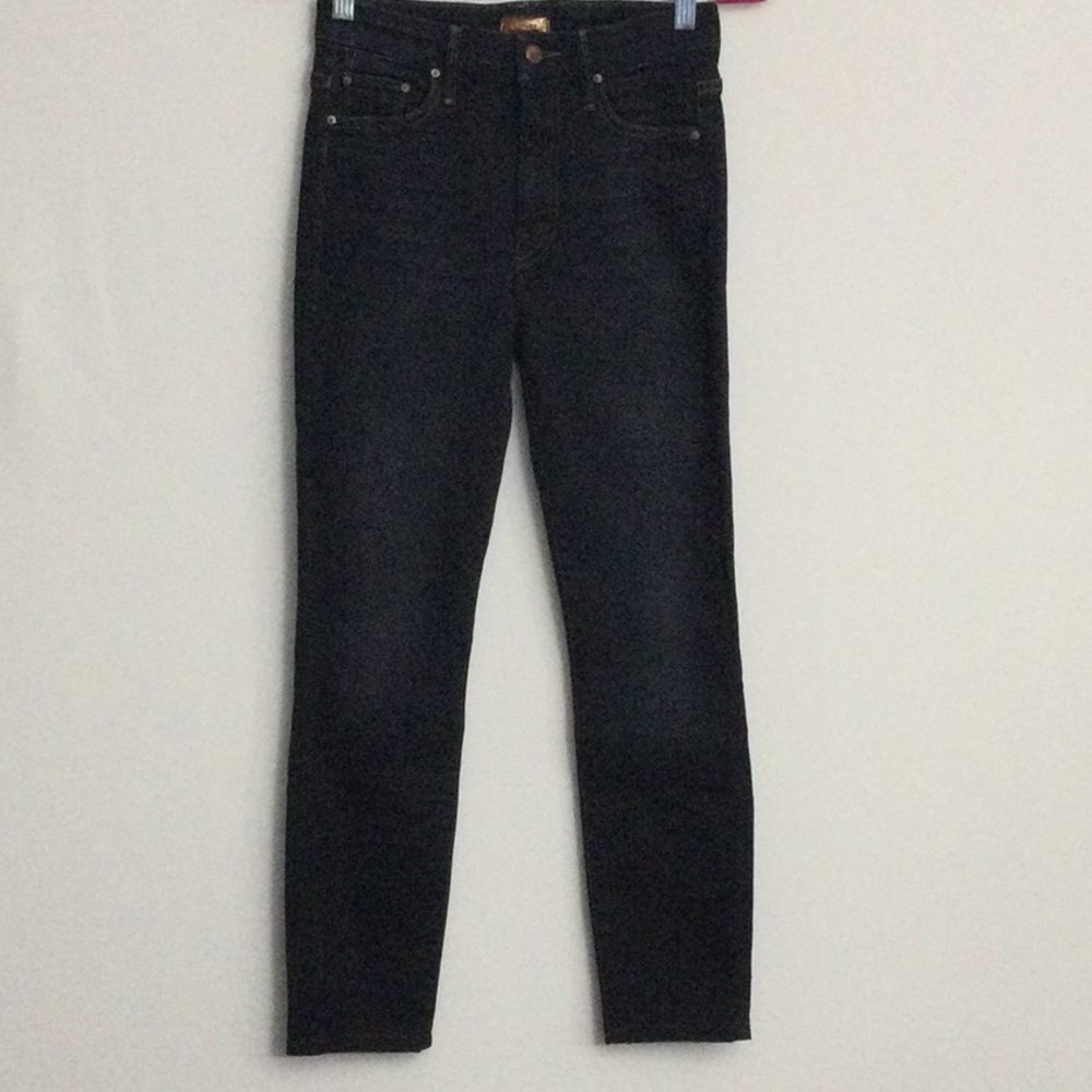 MOTHER High Waisted Looker Jean in Coffee, Tea, or Me Wash Size 25 EUC